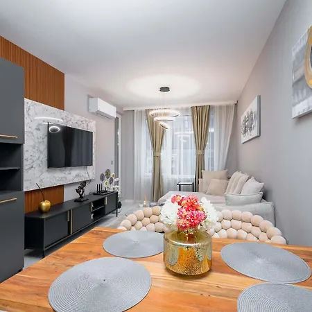 Apartamento Luxury 1br Retreat Next To Paradise Mall By Flat Mаnager *