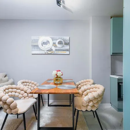 Luxury 1br Retreat Next To Paradise Mall By Flat Mаnager Apartamento Sofía